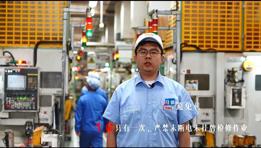严禁未断电未挂牌检维修作业，防范机械伤害
